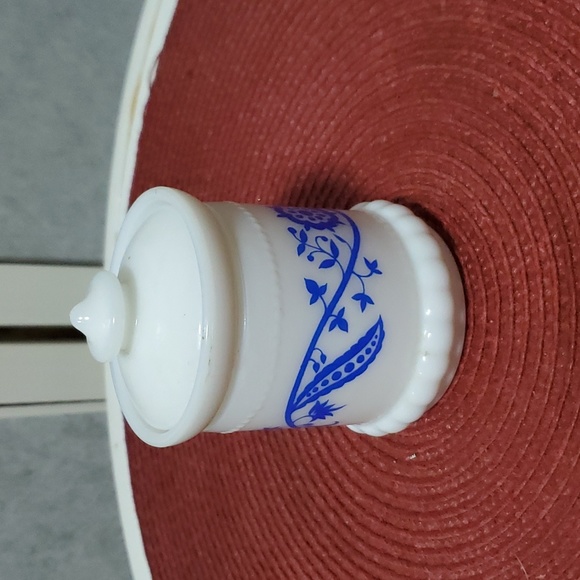 Vintage Hazel Atles Milk Glass Blue Floral Jar w/ Lid - Picture 4 of 6
